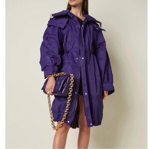 Bottega Veneta Resinated Metal Twill Parka size M
$860